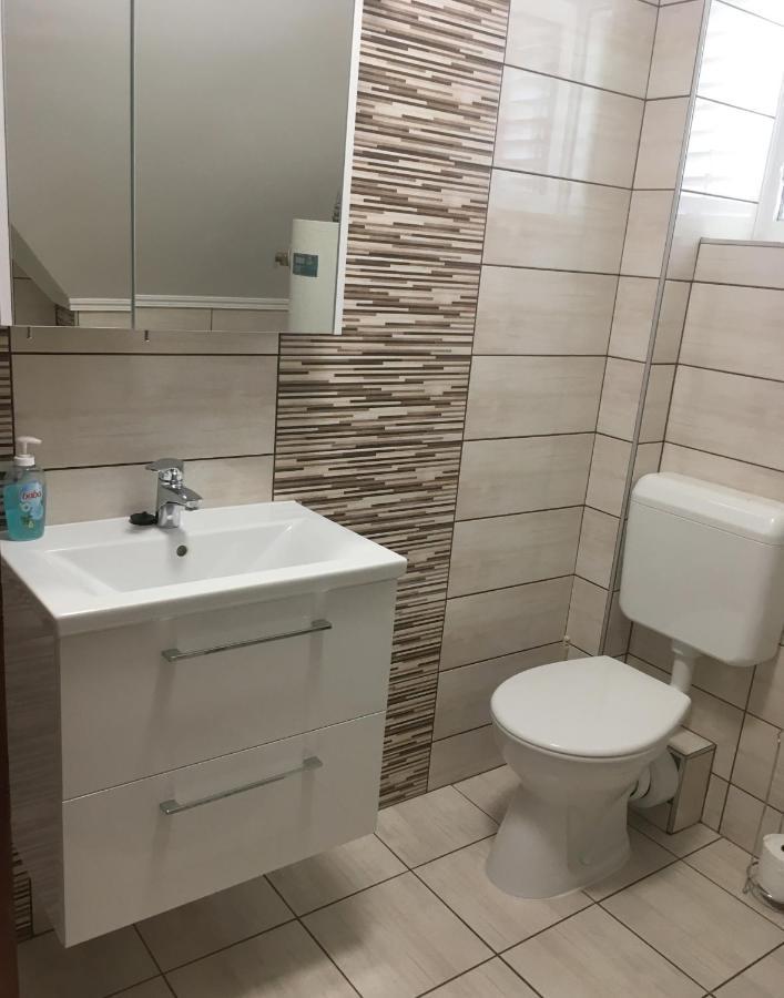Gizella Haz Appartement Keszthely Buitenkant foto