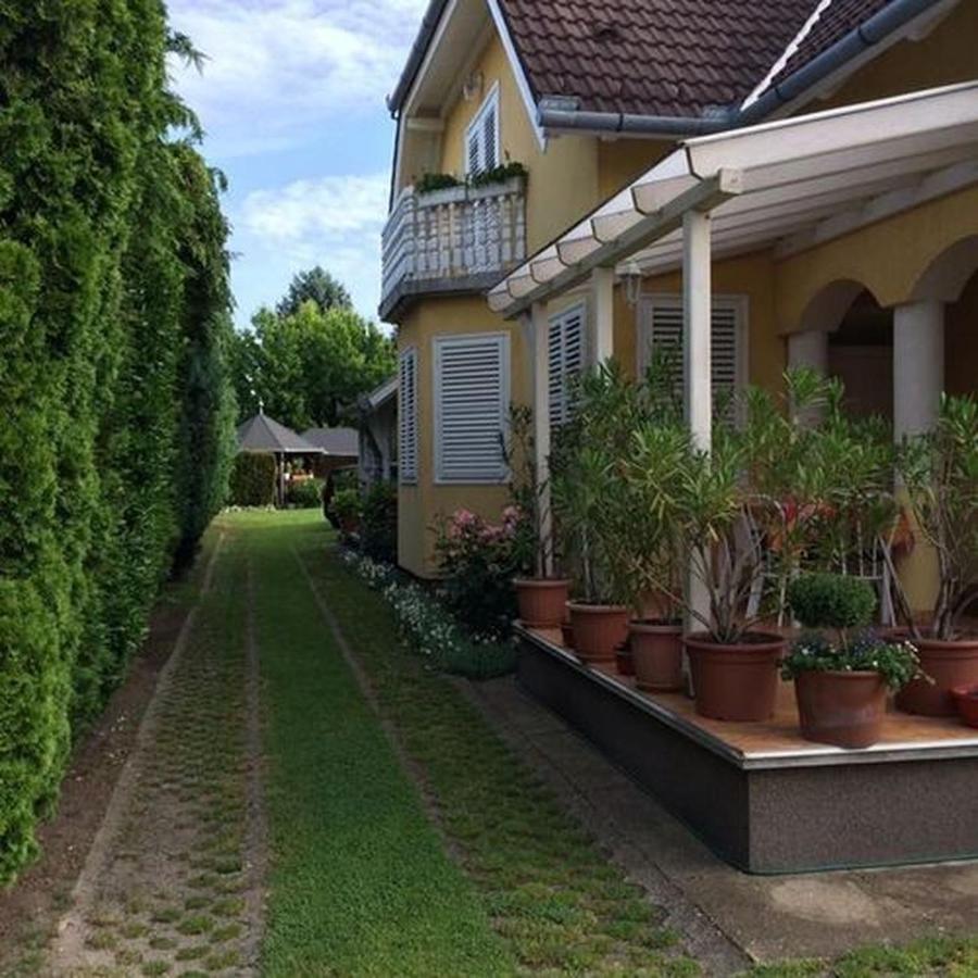 Gizella Haz Appartement Keszthely Buitenkant foto